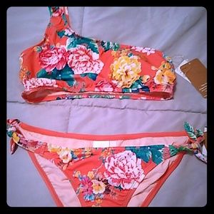 😍 really cute bikini